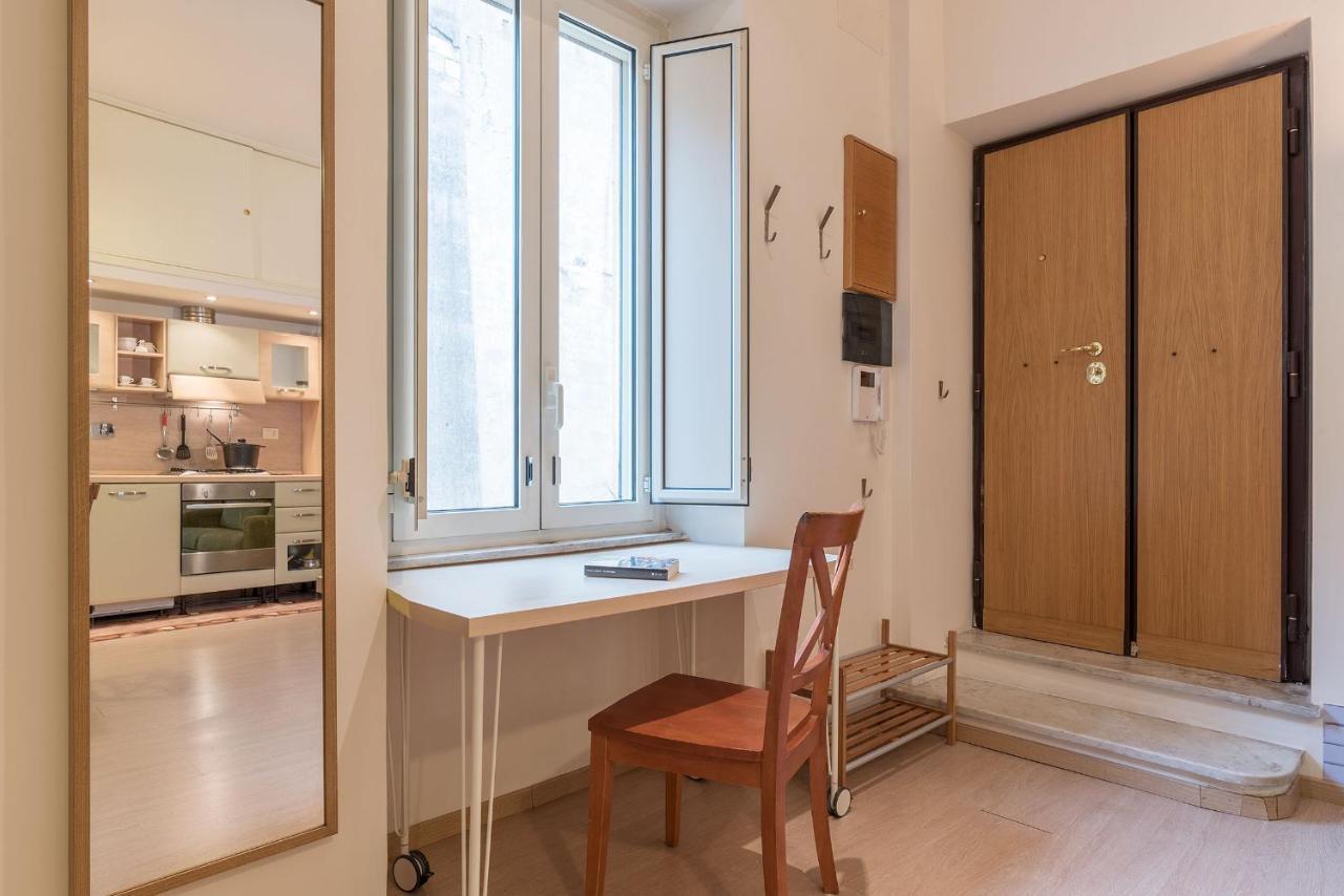 Coronari Central Apartment Roma Esterno foto
