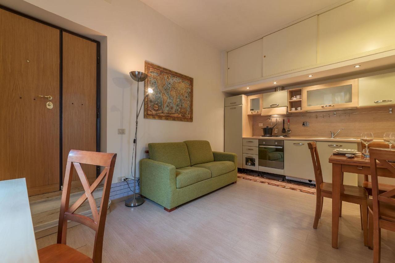 Coronari Central Apartment Roma Esterno foto