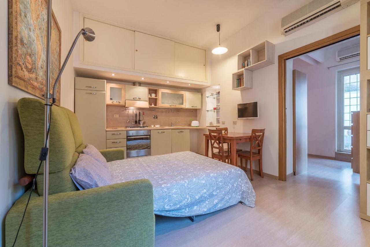 Coronari Central Apartment Roma Esterno foto